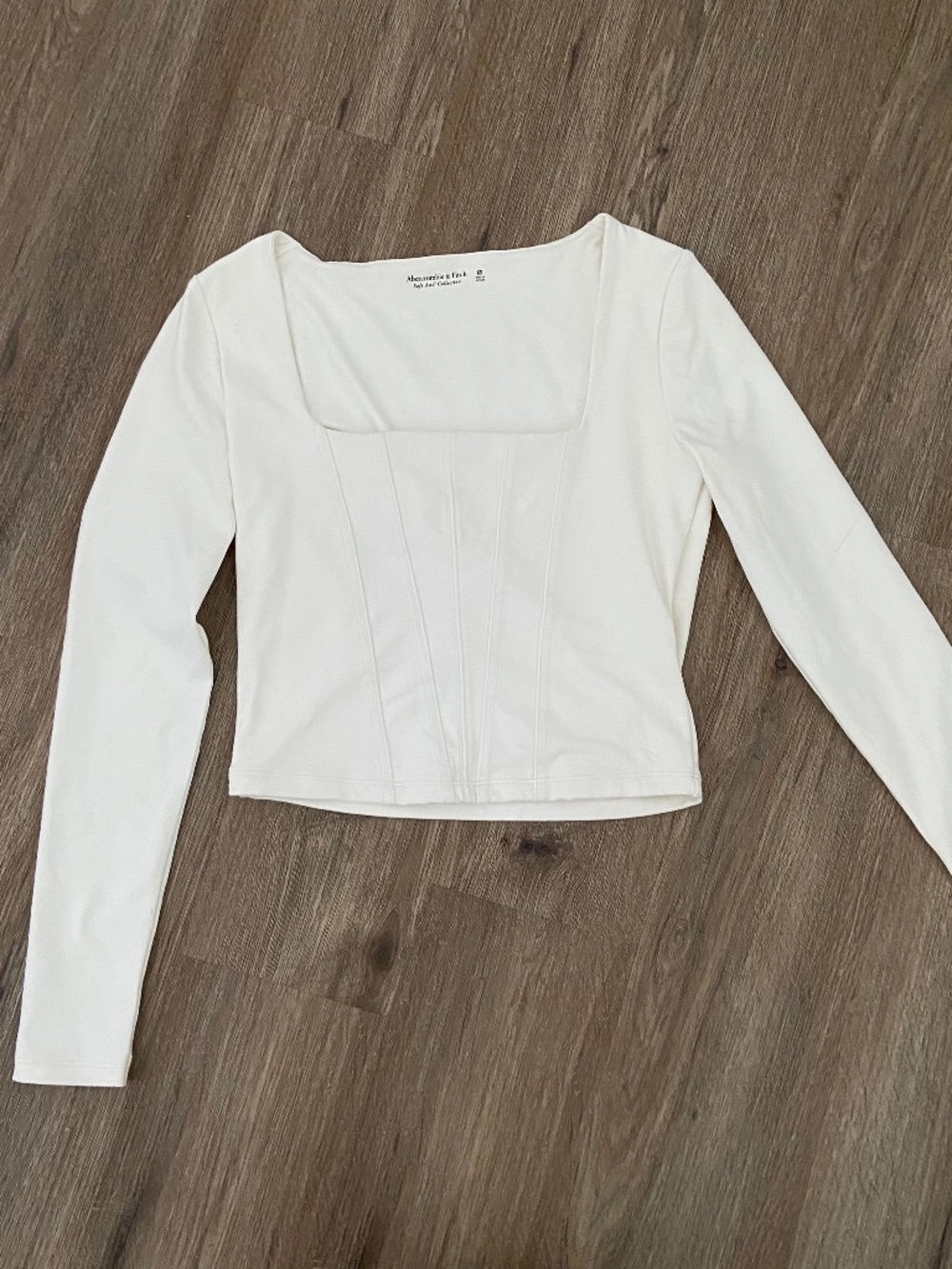 Ambercrombie & Fitch White/Cream Long Sleeve - Picture 2 of 4